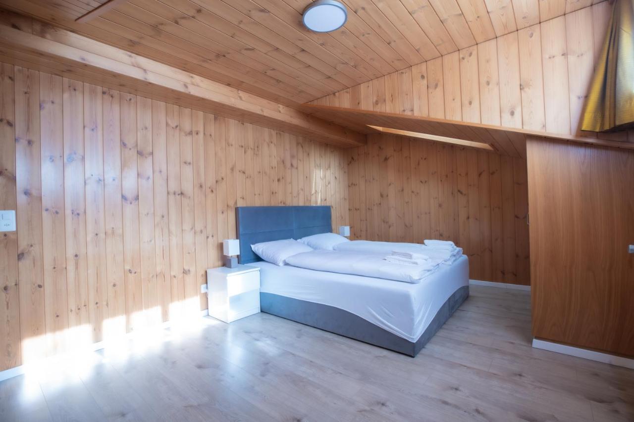 Haus Slalom Apartman Saas Fee Kültér fotó